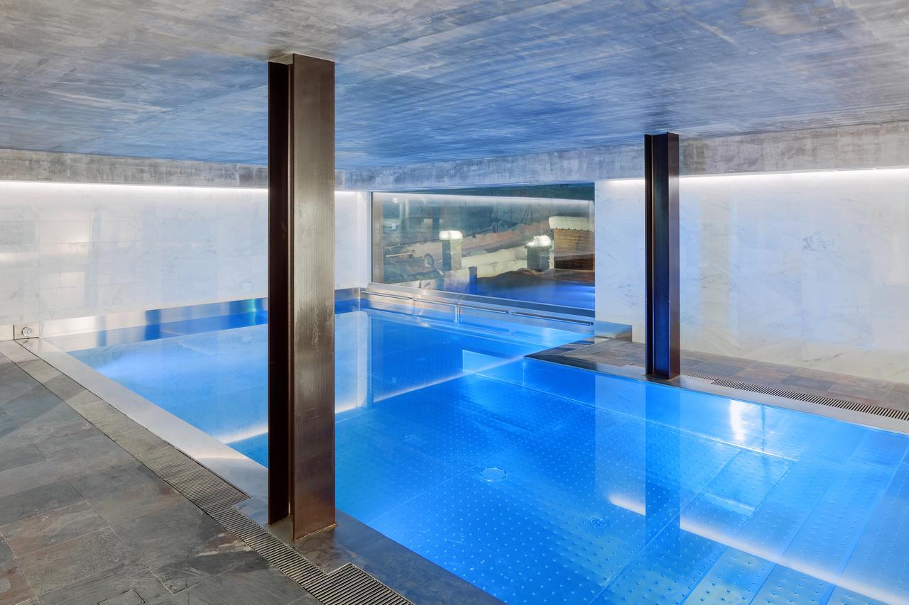 Aux Pieds Du Roi - Suite & Spa Breuil-Cervinia Exterior foto